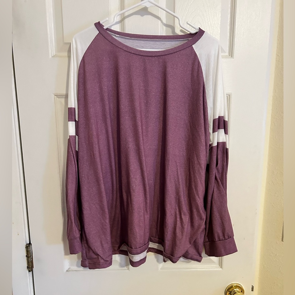 Women’s long sleeve